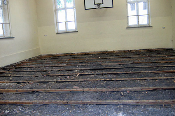 Project Page - Poland - Renovate School Gym and Extra-curricular area