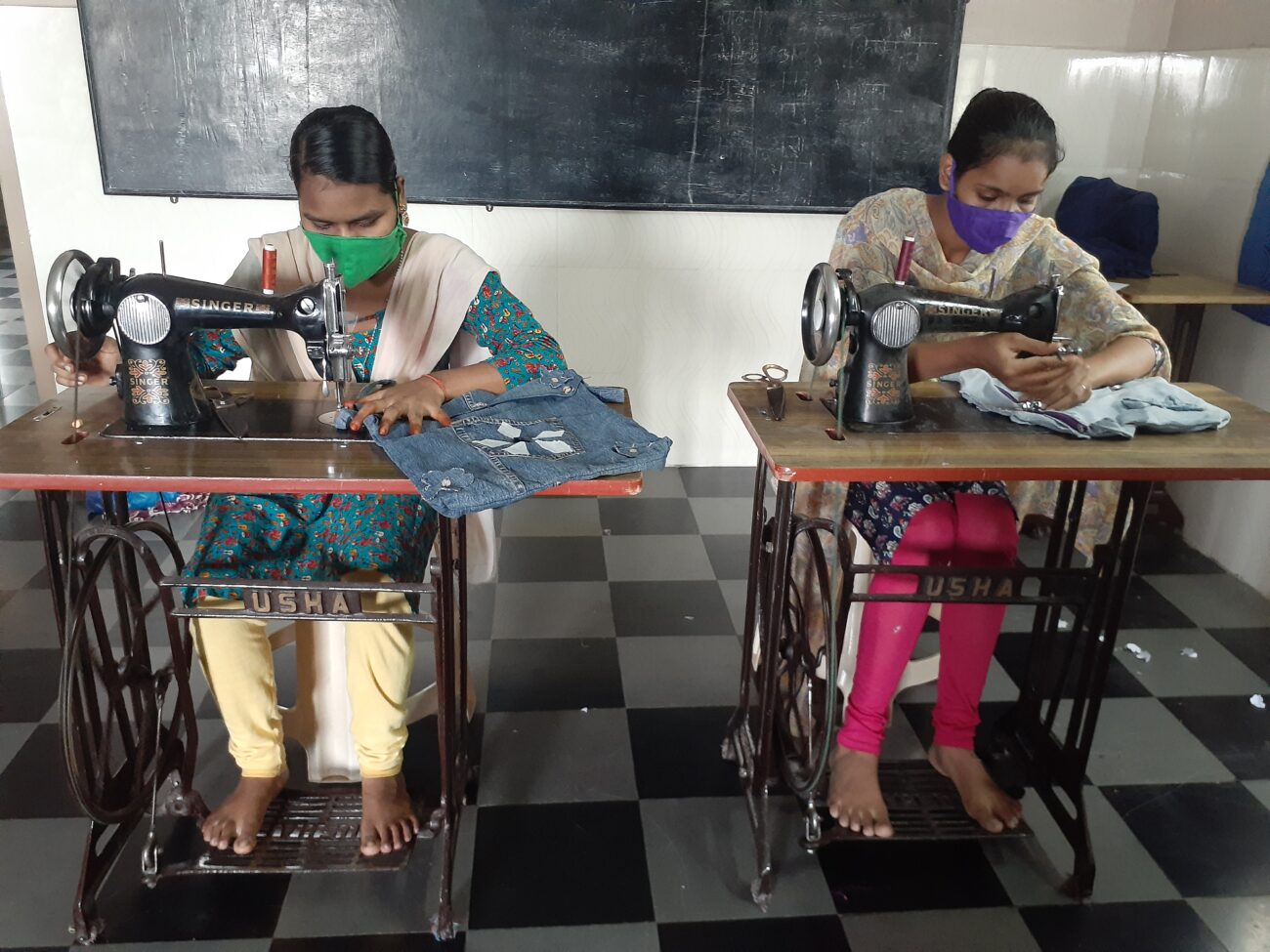 INDIA: 31 young women in legal trouble gain tailoring skills at Salesian Surakshita Home