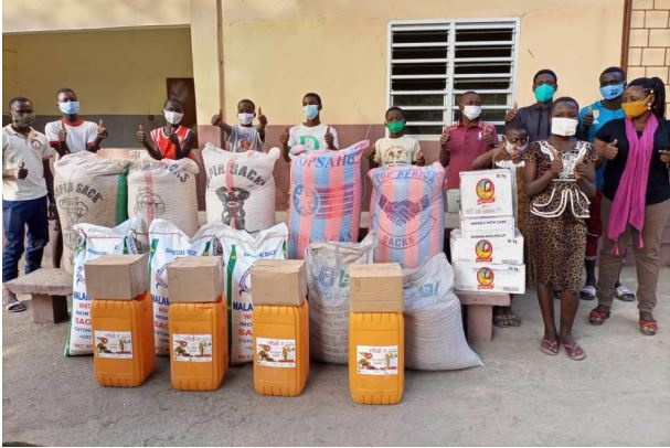 BENIN: Children receive food support thanks to donor funding from Salesian Missions
