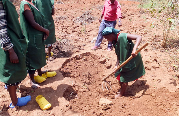Nov 2023 enews - story 3 - Rwanda - Planting the Seeds for Brighter Futures